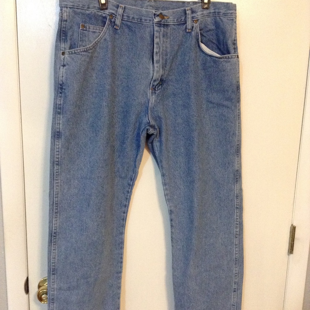 SADDLEBRED MEN'S DISTRESSED BOOTCUT JEANS W38xL32